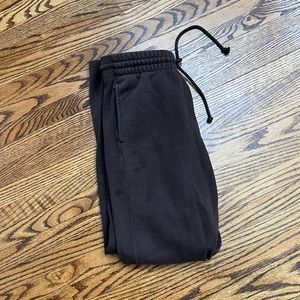 Aritzia joggers/sweatpant